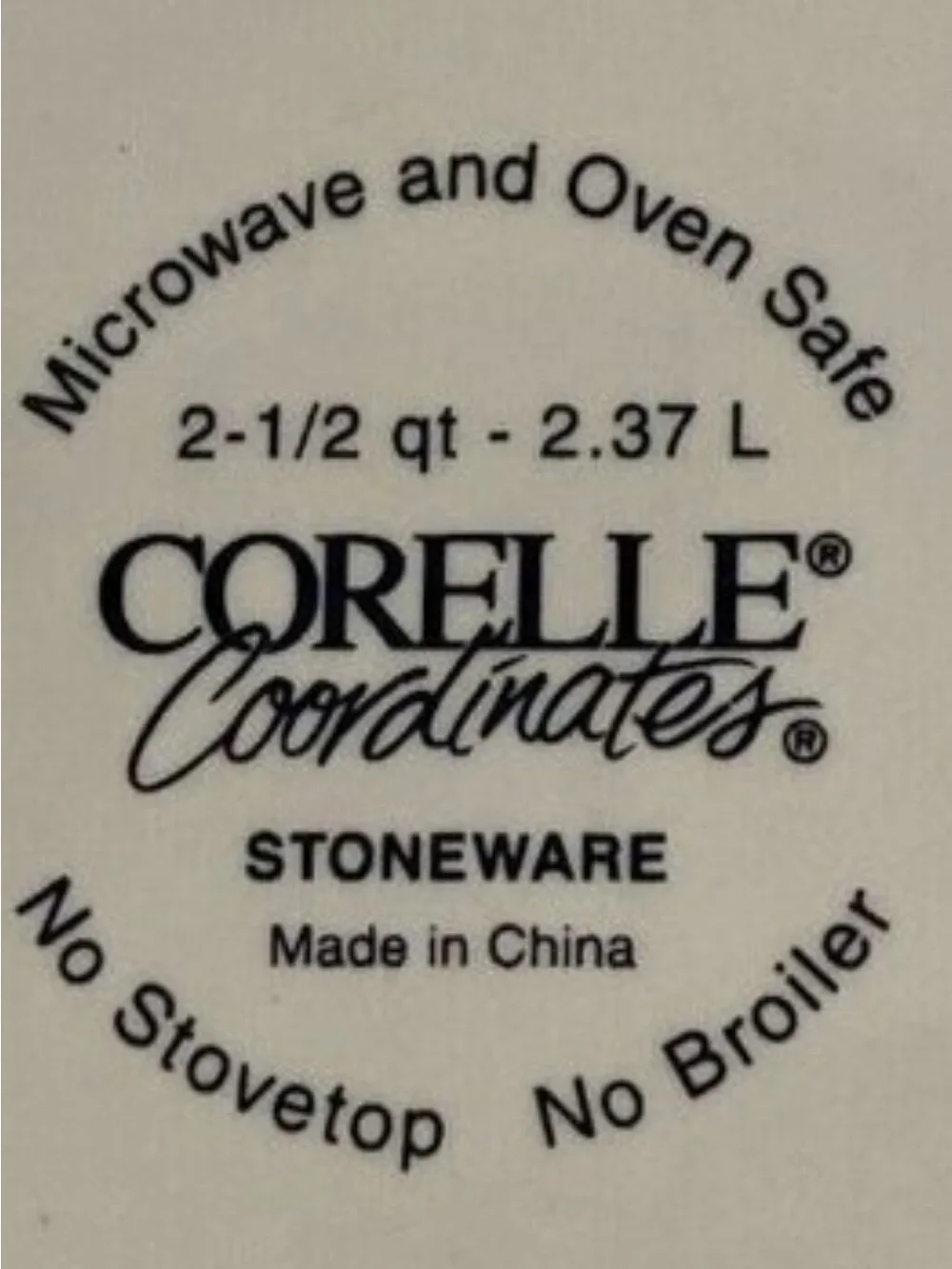 VTG  Corelle 2.5 qt Covered Casserole stone wear Fruit-Pattern